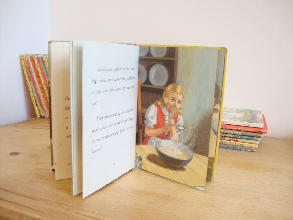 VINTAGE Ladybird book - series 606D Goldilocks and the Three Bears