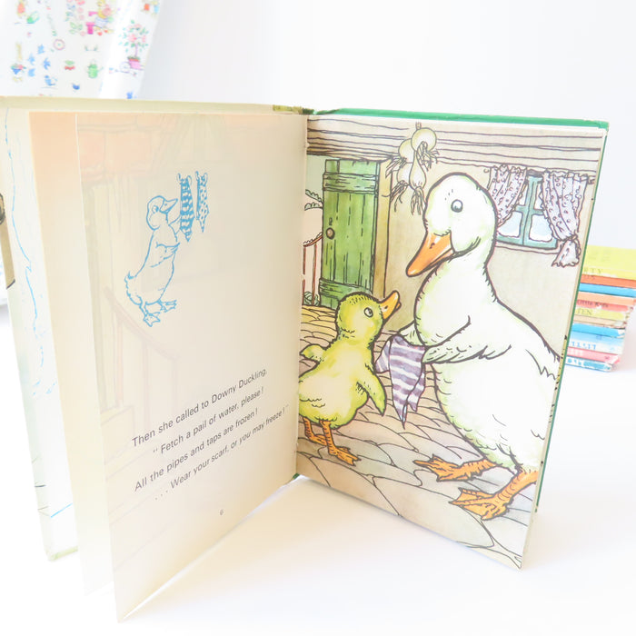 VINTAGE Ladybird book - Downy Duckling (1975)