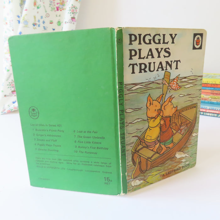 VINTAGE Ladybird book - Piggly Plays Truant (1971)