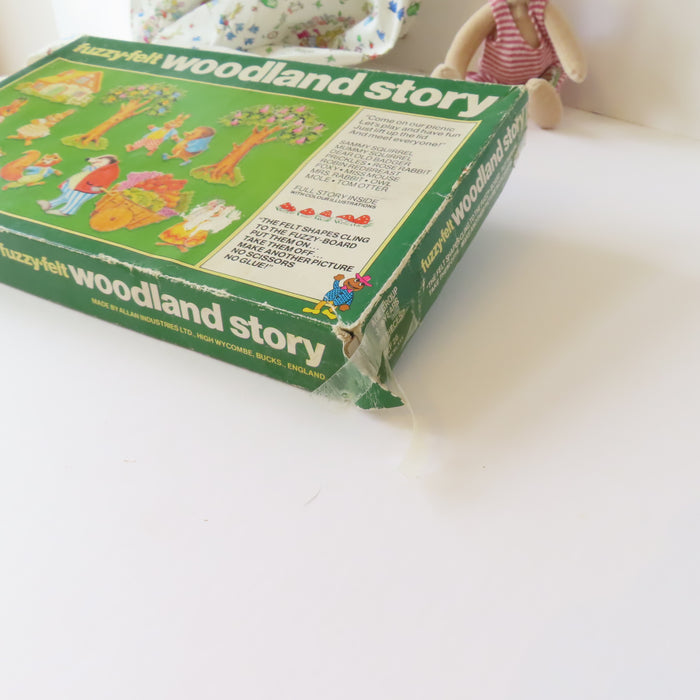 VINTAGE Fuzzy Felt Woodland Story