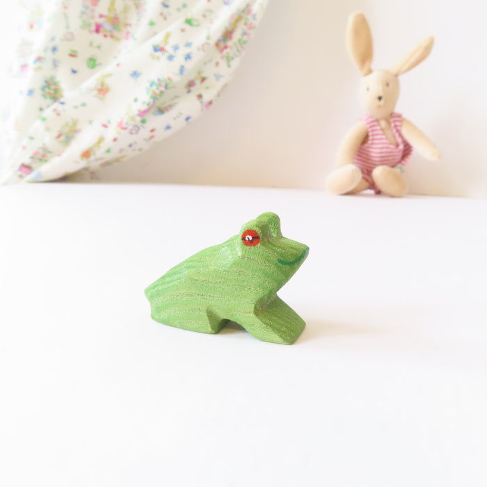 Ostheimer wooden toy animal - frog sitting