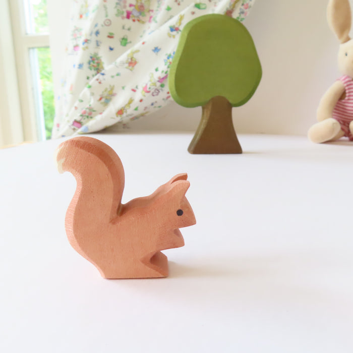 Ostheimer wooden toy animal - sitting squirrel