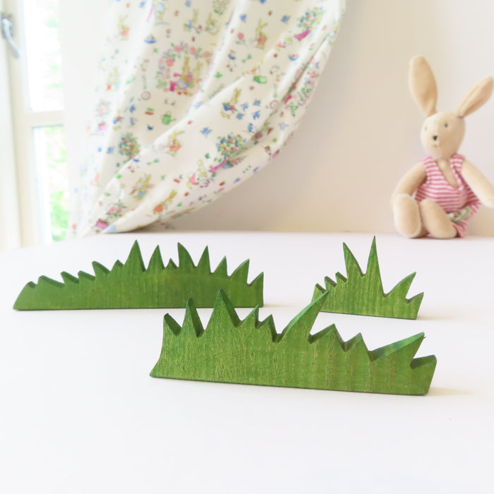 Ostheimer wooden toy - tufts of grass