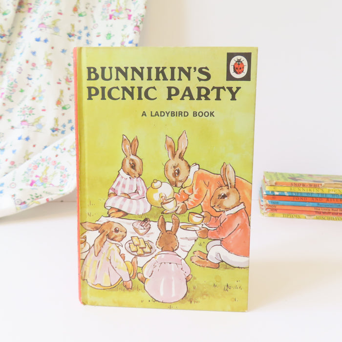 VINTAGE Ladybird book - Bunnikin's Picnic Party (1974)