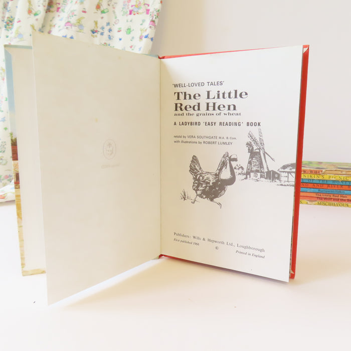 VINTAGE Ladybird book - The Little Red Hen (1971)