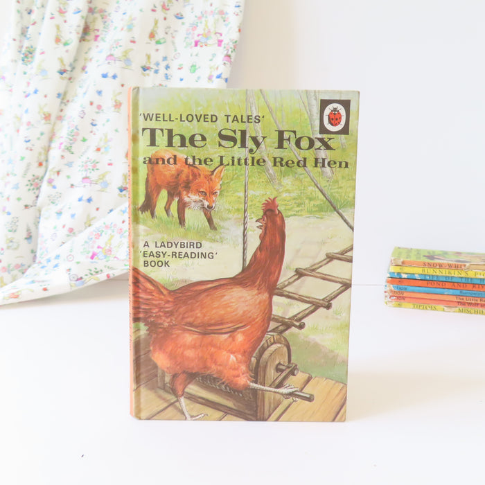 VINTAGE Ladybird book -  The Sly Fox and the Little Red Hen (1971)