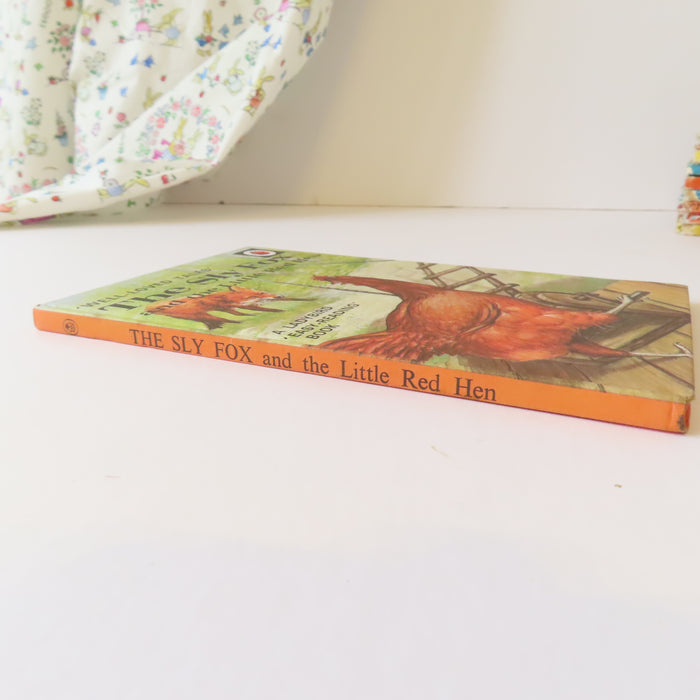 VINTAGE Ladybird book -  The Sly Fox and the Little Red Hen (1971)
