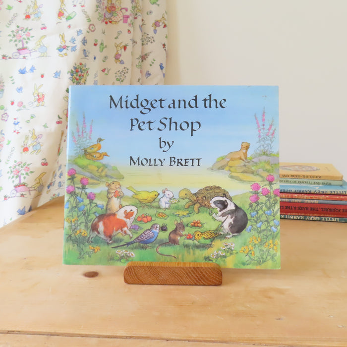 VINTAGE book -  Midget and the Pet Shop (1975)