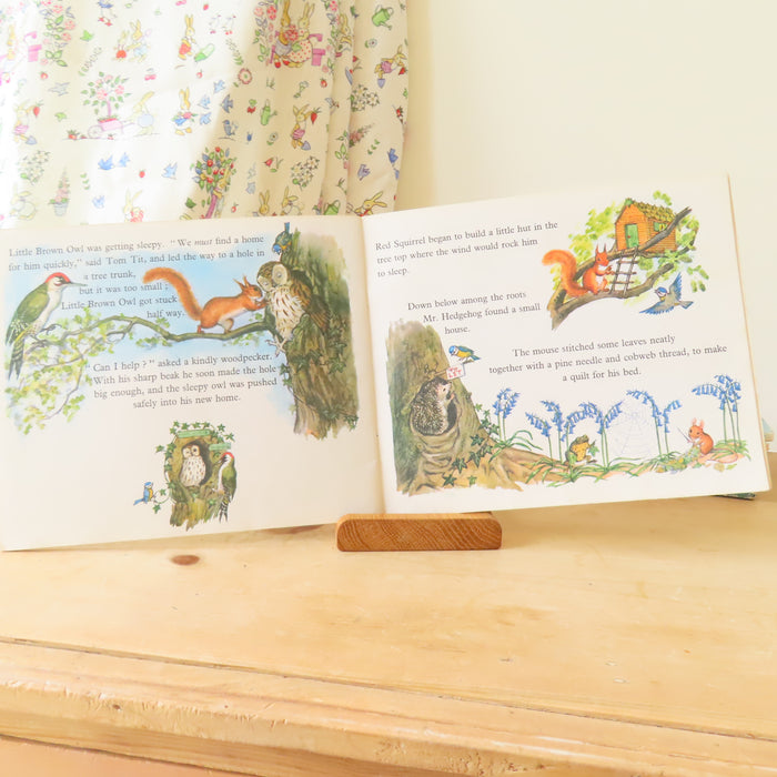 VINTAGE book -  Tom Tit Moves House (1962)