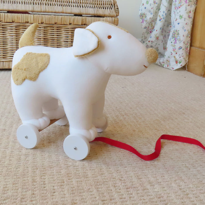 Trousselier soft pull-along dog