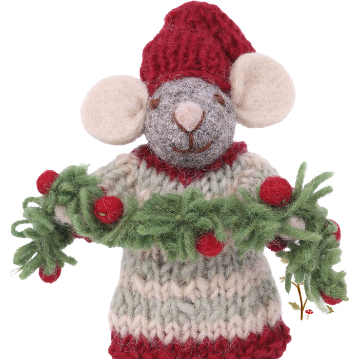 En Gry & Sif Christmas mouse with garland