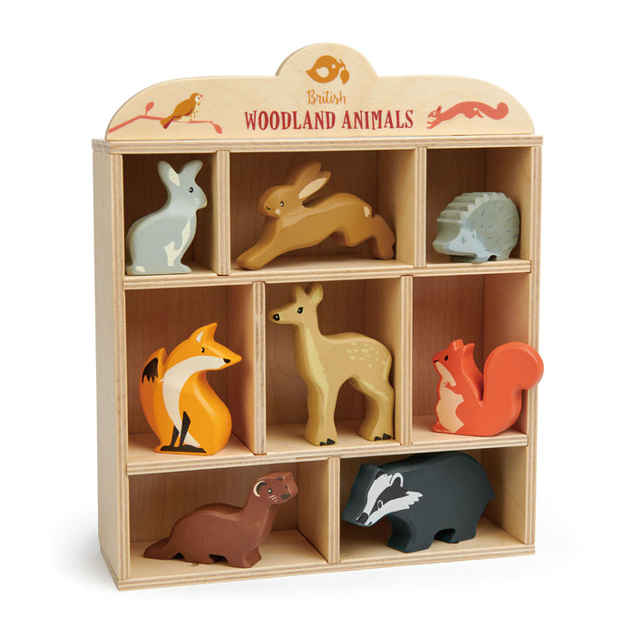 Little wooden woodland animal collection - 8 animals and shelf