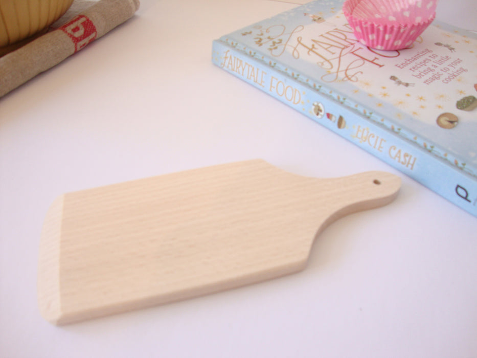 Little wooden chopping board